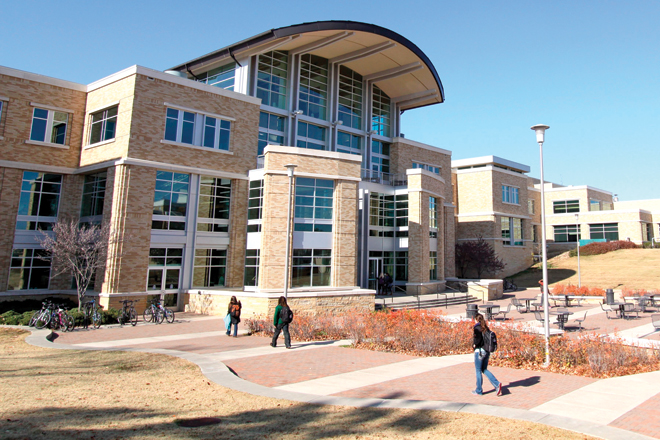 The 240,000-SF, $35 million ASU Student Union, completed in 2007, was the anchor for the university&rsquo;s plan to create a more walkable, residential campus.