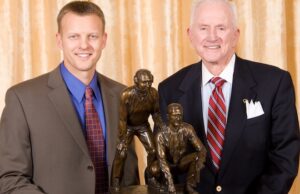 Bryan Harsin, left, and Frank Broyles, at the 2009 Broyles Awards. Harsin was a finalist for the award that year.