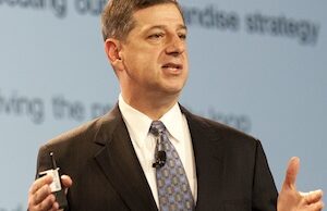 Bill Simon at Wal-Mart's October launch of a pilot program for same-day delivery.&nbsp;