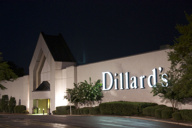 Credit rating services dished out praise to Dillard&rsquo;s for its continued financial success.&nbsp;&nbsp;