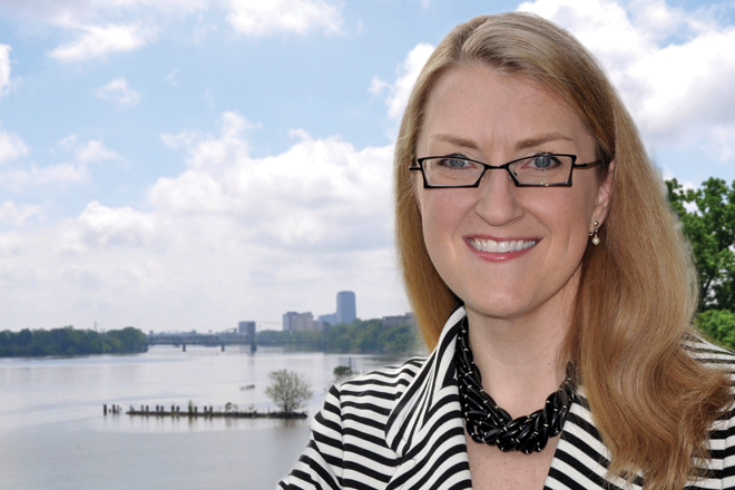 Sharon Vogelpohl, Mangan Holcomb