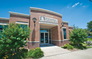 A&nbsp; bankruptcy sale next month will separate Metropolitan National Bank from its insolvent parent company and bring the bank much- needed capital.&nbsp;