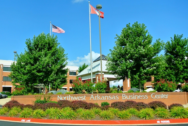 Part of the Lowell Office Park.&nbsp;Tenents include Transplace, UAMS Children's Hospital, Mercy Medical and St. Mary's Health.
