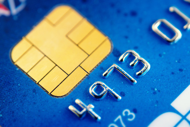 Major credit card companies want most U.S. banks and merchants to switch to chip-and-pin cards by October 2015.