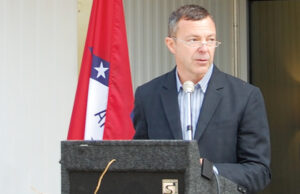 Mark Hickman, president and chief executive officer of Peco Foods, speaks in 2012 about the company&rsquo;s expansion plans in Batesville.
