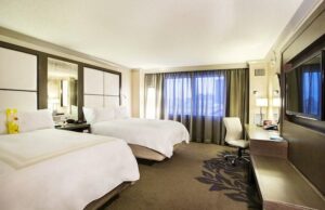 The Little Rock Marriott is planning a $16 million renovation, including a lounge area and revamped rooms.