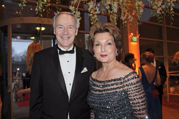 Gov. Asa and Susan Hutchinson