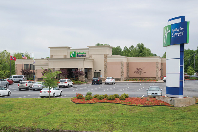 Holiday Inn Express at 3121 Bankhead Drive.