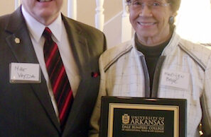 Mike Vayda, the dean of the Dale Bumpers College of Agricultural, Food and Life Sciences,&nbsp;and Marilyn Bogle.