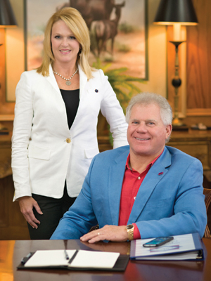 Donna Townsell and Johnny Allison of Home BancShares Inc.