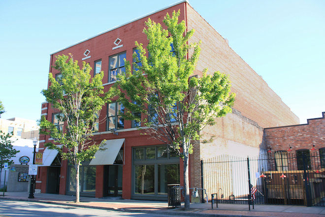 610 President Clinton Ave. in Little Rock