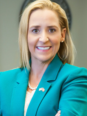 Leslie Rutledge
