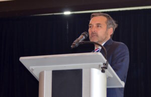 Tony Thomas, CEO of Windstream Holdings Inc. of Little Rock, speaks at the Little Rock Rotary Club at the Clinton Presidential Library.