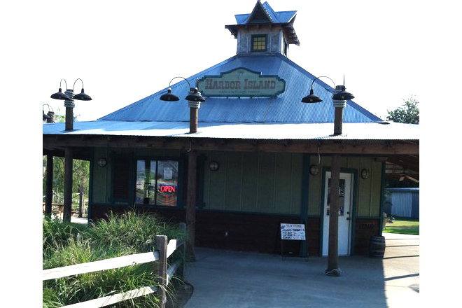 Harbor Island Adventure Golf in Benton, from 2011.