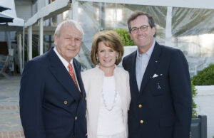 Arnold Palmer, Harriet Stephens and Warren Stephens in 2009 at The Alotian Club.