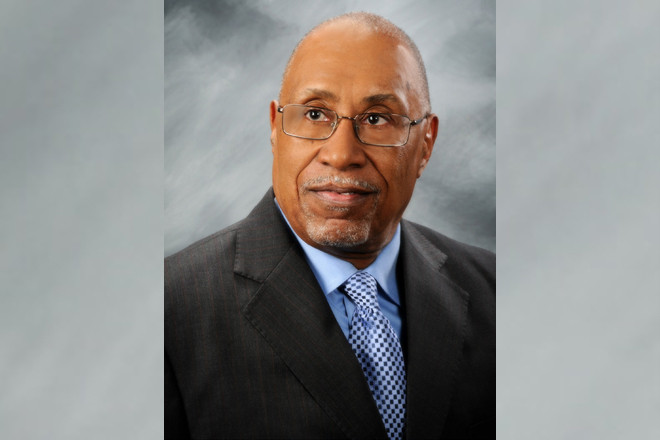 Glenn Anderson of UALR