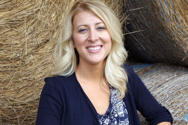 Alechia Meador of the Arkansas Farm Bureau Women's Committee