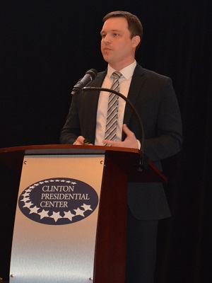 Jared Henderson, Executive Director of Teach for America in Arkansas, speaks to the Little Rock Rotary Club Tuesday.&nbsp;