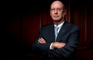 George Makris Jr., CEO of Simmons First National Corp. of Pine Bluff, led a series of acquisitions that transformed the company, increasing assets from $3.5 billion to $7.6 billion in just two years. Assets now stand at $8.57 billion.