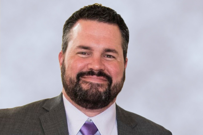 Jonathan AdamsNabholz