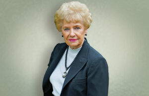 Jane HollansworthReal Estate Agent at Re/Max of Hot Springs Village