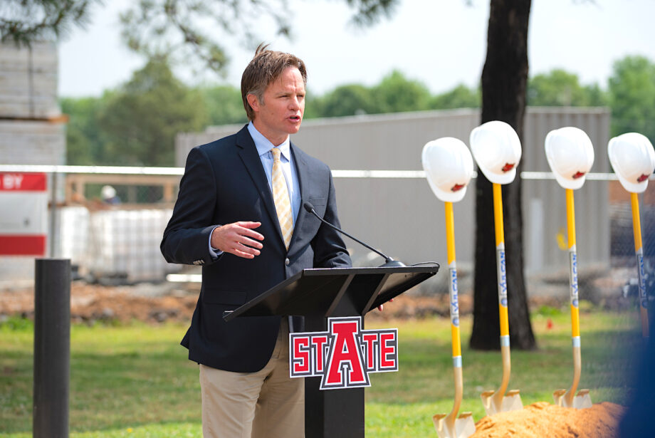 Tim O'Reilly, CEO of&nbsp;O'Reilly Hospitality Management, at the groundbreaking ceremony for the&nbsp;Red Wolf Convention Center and Embassy Suites Hotel project at Arkansas State University.