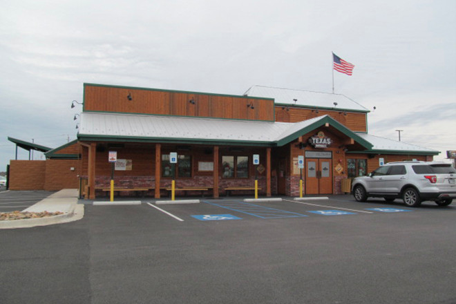 Texas Roadhouse at 20280 Interstate 30 in Benton