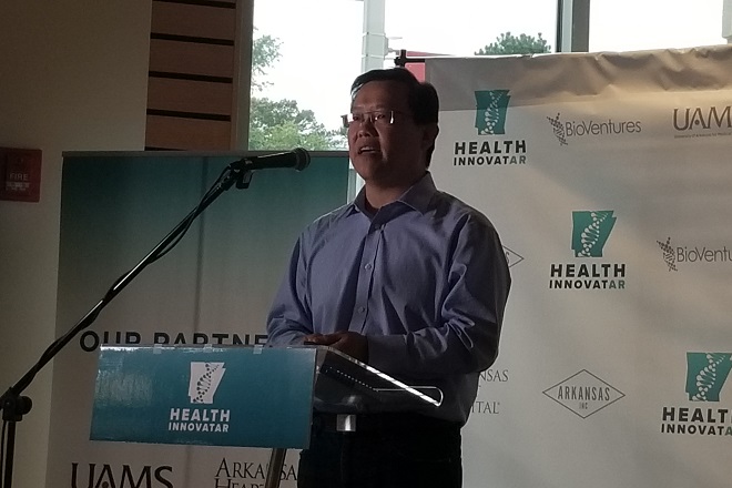 Jong Lee, president, CEO and co-founder of Day Zero Diagnostics of Boston,&nbsp;gives a brief presentation about his company at Monday's launch of the inaugural Health InnovatAR accelerator.&nbsp;