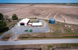 The Limp Duck Lodge near Roe.