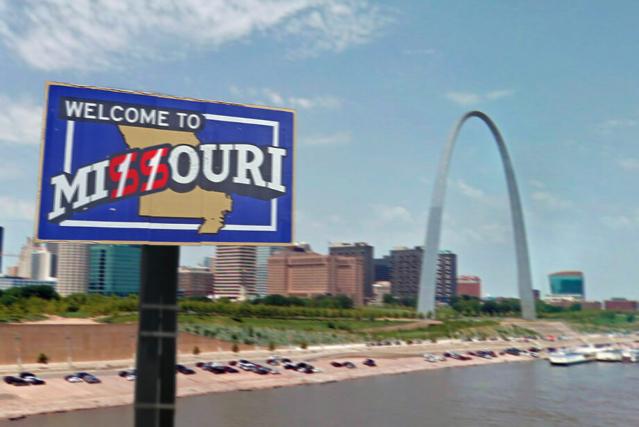 Simmons First National Corp. cracked the Top 10 of Missouri's largest bank franchises with its acquisition of Reliance Bancshares Inc. of Des Peres.