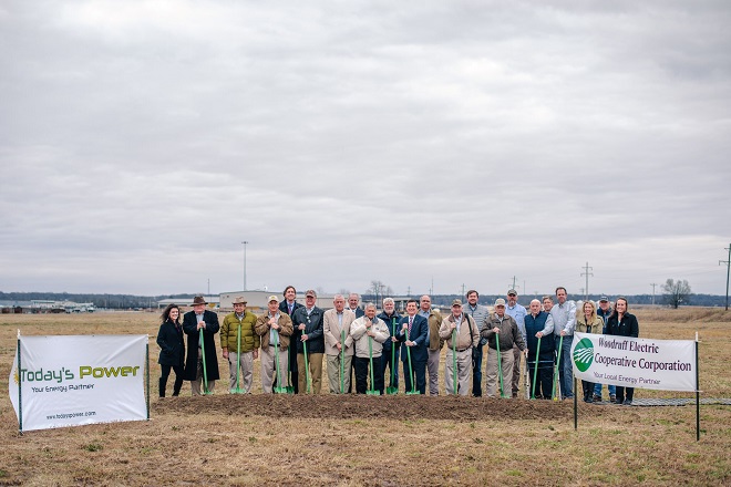 Woodruff Electric board members, leadership and employee and Today's Power executives break ground on&nbsp;a 1-megawatt array in Forrest City.