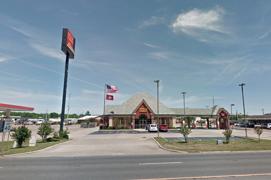Arvest will open an Ashdown branch at the former Wells Fargo location, seen above as it appeared last year.