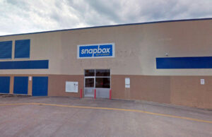 Snapbox location at 8015 Geyer Springs Road in Little Rock