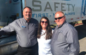 Skylar Hatfield with Arkansas Road Team captains Loren Hatfield (her father) and Dennis Fuller.