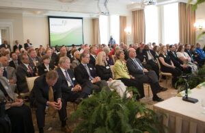 Windstream investors attend the 2011 stockholders meeting in Little Rock.