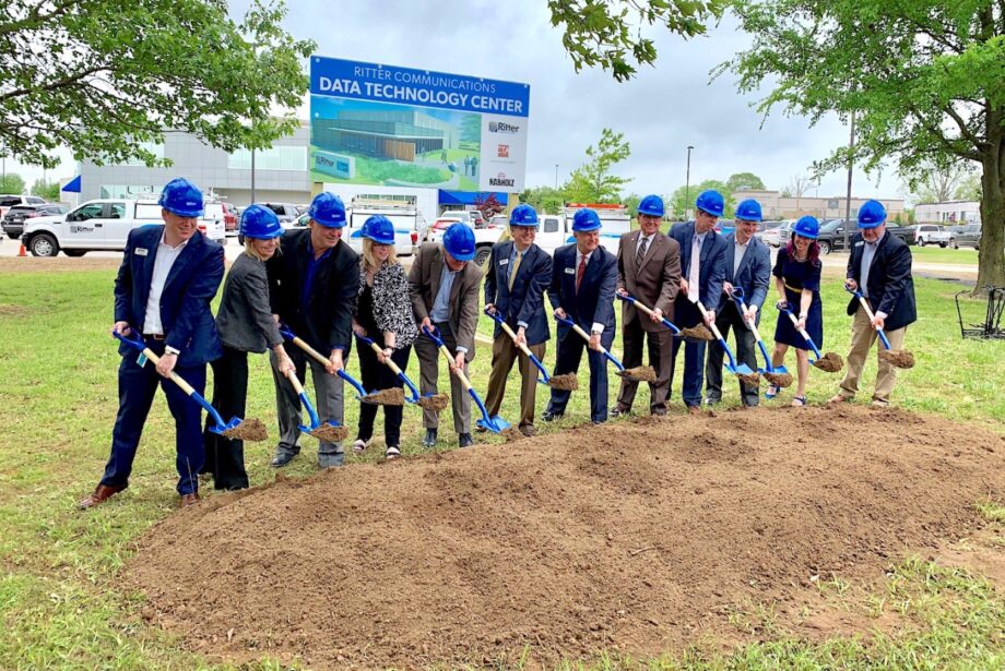 The data center will include a data operations center and offer data security and privacy certifications, advanced business services and cloud solutions.