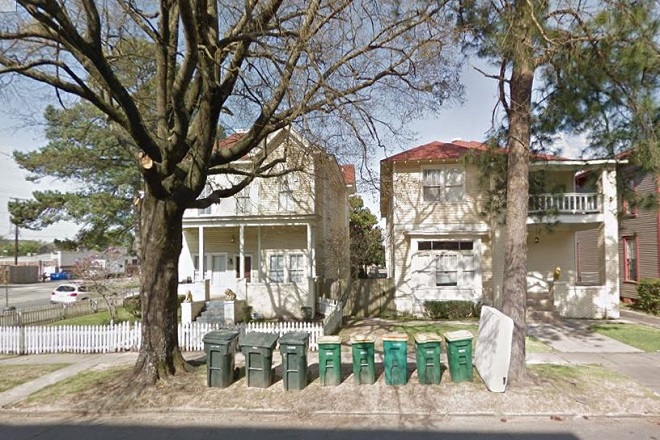 Apartment buildings at 916 and 920 Scott St. in Little Rock