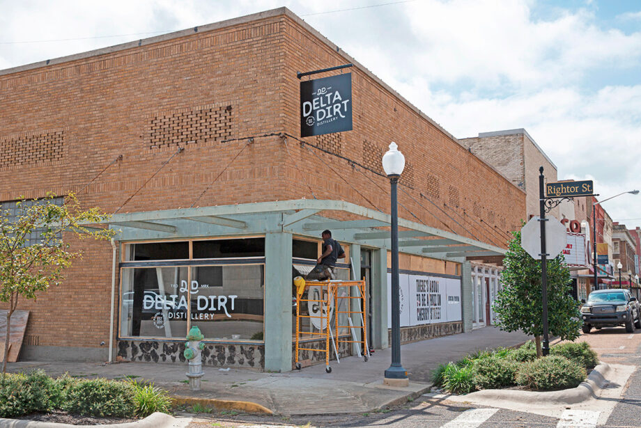Delta Dirt Distillery is setting up shop at 430 Cherry St. in downtown Helena-West Helena. Tours and a tasting room with a full-service bar are on tap.