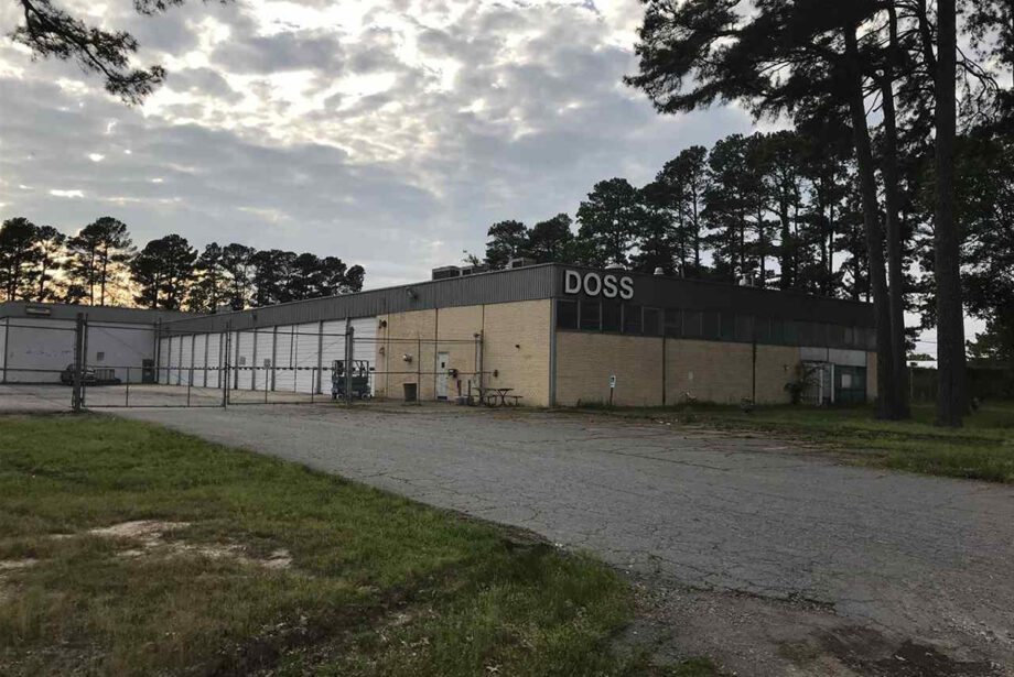 Doss Moving office/warehouse at 6600 Interstate 30 in Little Rock.