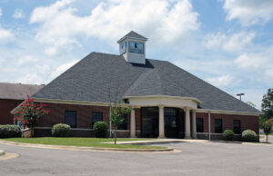 This former Summit Bank location at 1114 Hwy. 35N in Benton will soon become a new branch of Arkansas Federal Credit Union.