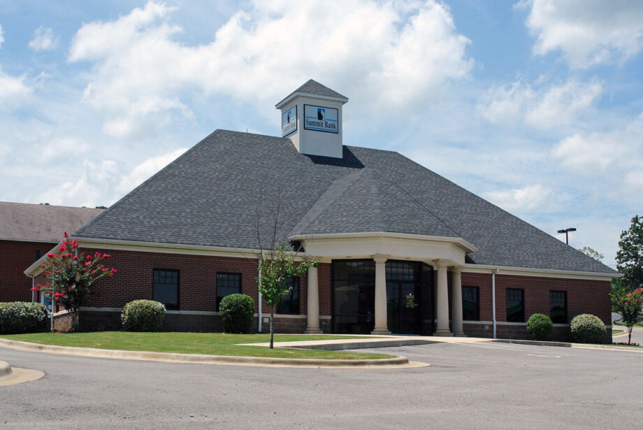 This former Summit Bank location at 1114 Hwy. 35N in Benton will soon become a new branch of Arkansas Federal Credit Union.