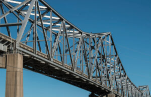The Helena Bridge spans the Mississippi River, carrying travelers on U.S. 49 into Arkansas.