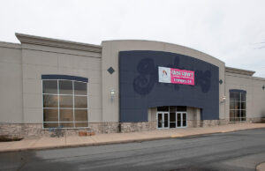 The 50,000-SF former Gordmans location at Shackleford Crossings in west Little Rock is marked for repositioning as the home of a high-end entertainment tenant.