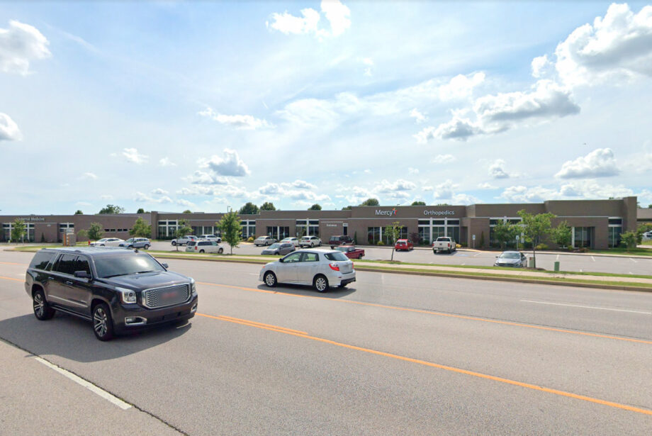 Mercy Health properties on South 52nd Street in Rogers.