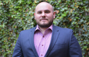 Dr. Larry Balle II of UAMS Health Orthopaedics & Sports Medicine in Fayetteville.