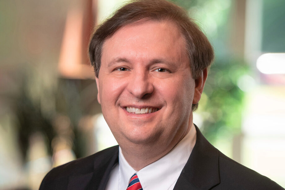 Jeff Dixon, senior vice president and employee benefits manager at Bank OZK.