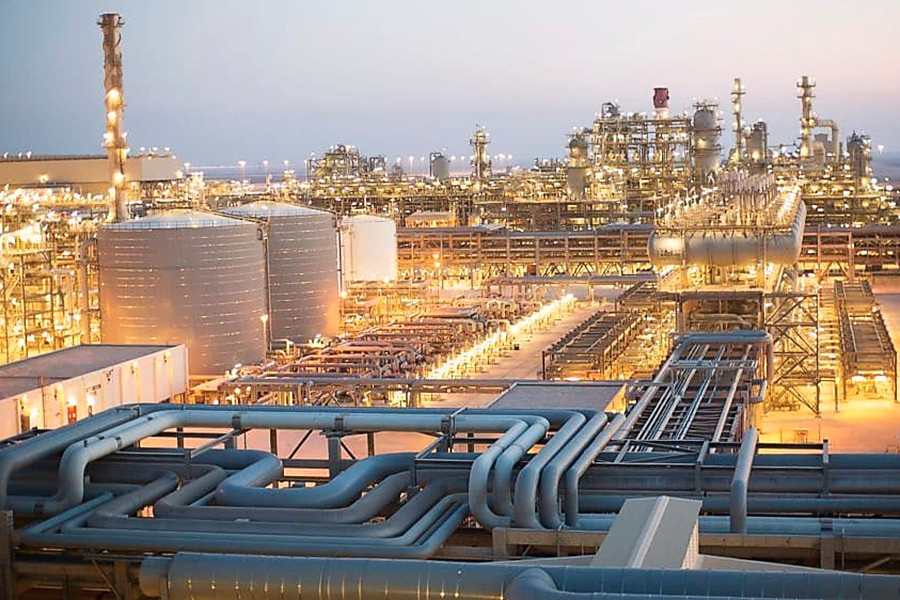 The world’s largest natural gas-to-liquid-fuel facility is this $18 billion plant in Qatar, Pearl GTL, a partnership between Shell Global and Qatar Petroleum.