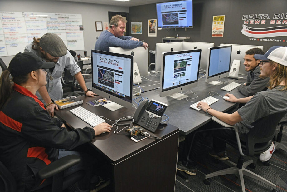 Arkansas State University students work at Delta Digital News Service.