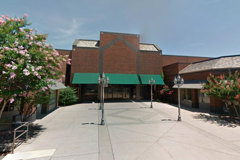 The former Whole Foods location at 10700 Rodney Parham Road in Little Rock