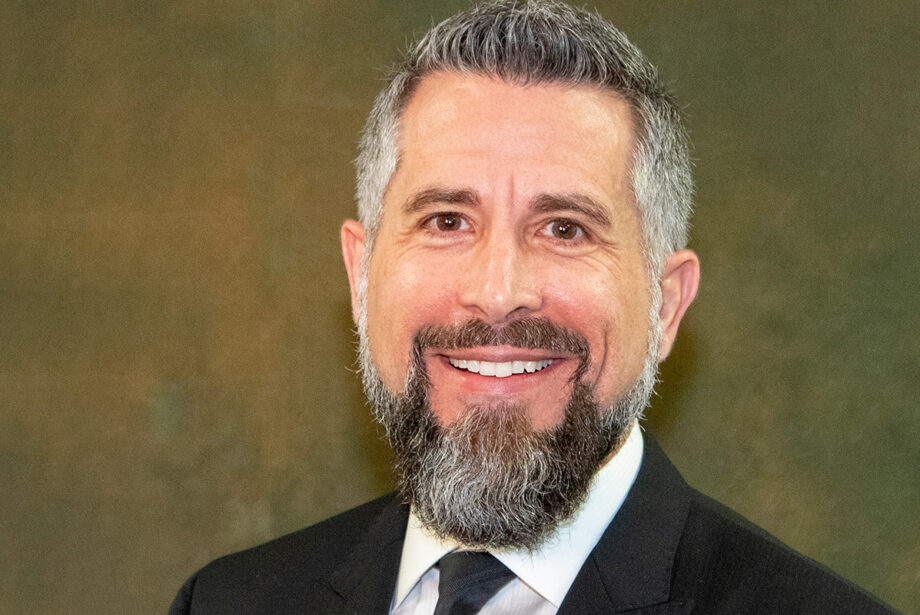 Jonathon J. Sawrie of the U.S. Army Corps of Engineers Little Rock District